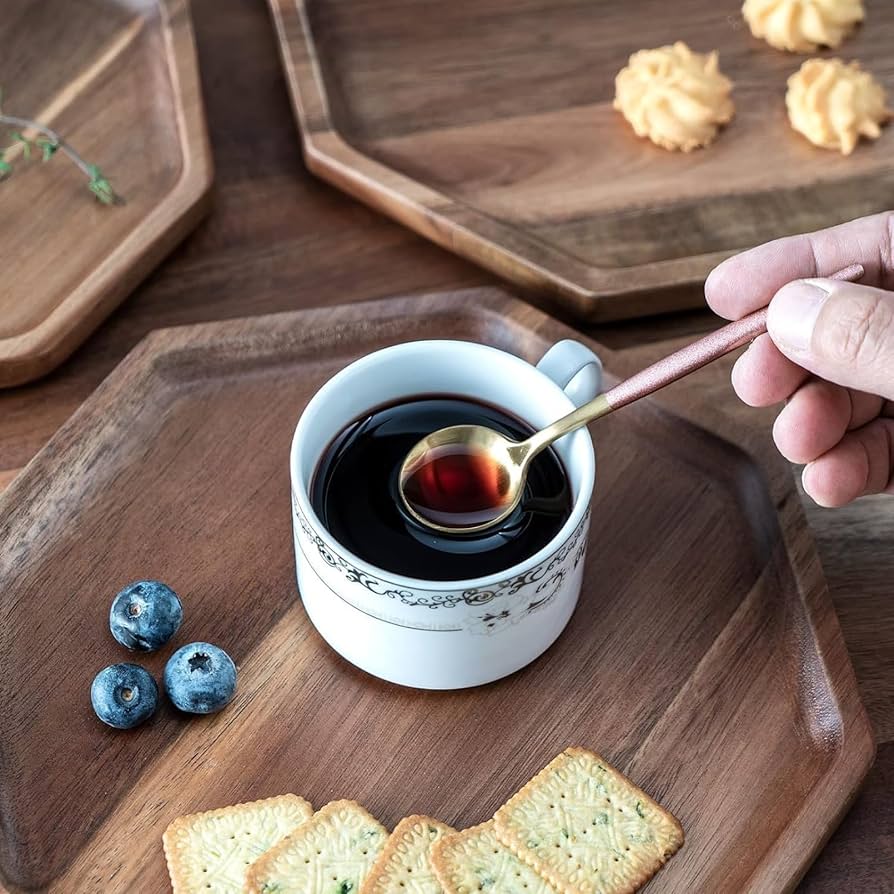 新入荷！ 八角 アカシア 木製トレイ 無垢材 4枚 お盆 カフェトレー ランチ Amazon｜木製トレイ 木製トレー お盆 丸 八角形 アカシア天然